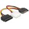 Delock 65235 15 tűs SATA (apa) – 4 tűs Molex (anya) + 15 tűs SATA (anya) hálózati kábel