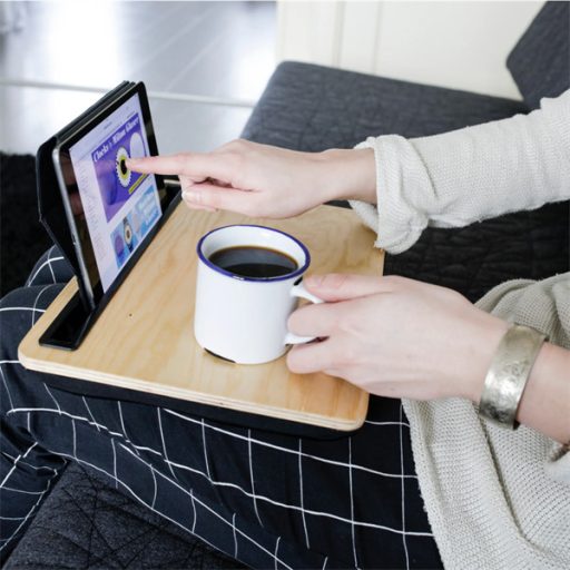 Kikkerland iBed fából készült iPad tartó