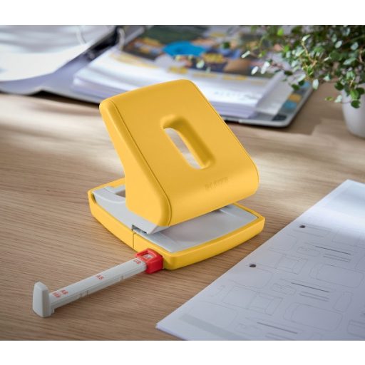 Leitz COSY meleg sárga lyukasztó