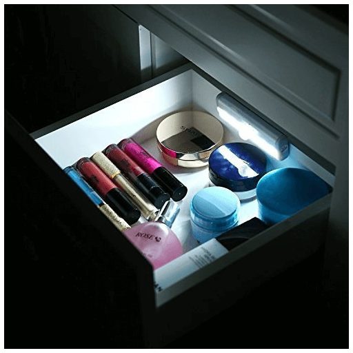 LED-es szekrényvilágítás