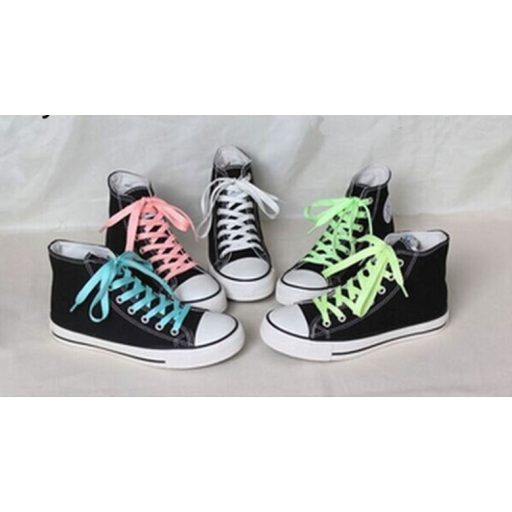 Foszforeszkáló cipőfűző